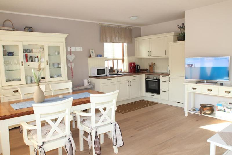 Ferienwohnung Abendsonne Ostseebad Nienhagen Ngoại thất bức ảnh